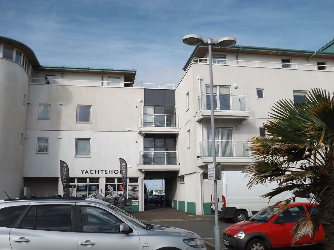 Apartamento Ynys Lawd, Holyhead Marina Exterior foto