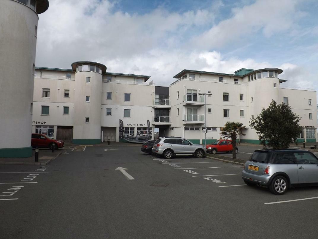 Apartamento Ynys Lawd, Holyhead Marina Exterior foto