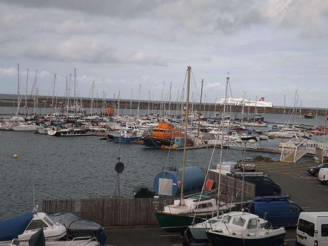 Apartamento Ynys Lawd, Holyhead Marina Exterior foto